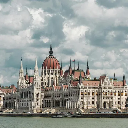 Apartamento D58 - Grand Boulevard Royal - Location By Bqa Budapeste