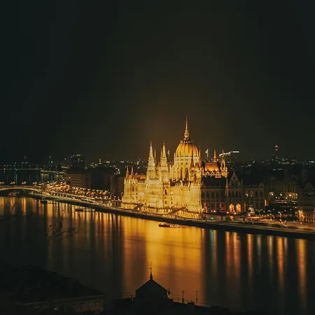 D58 - Grand Boulevard Royal - Location By Bqa * Budapest